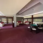 Hotel Colmeia Monte Real