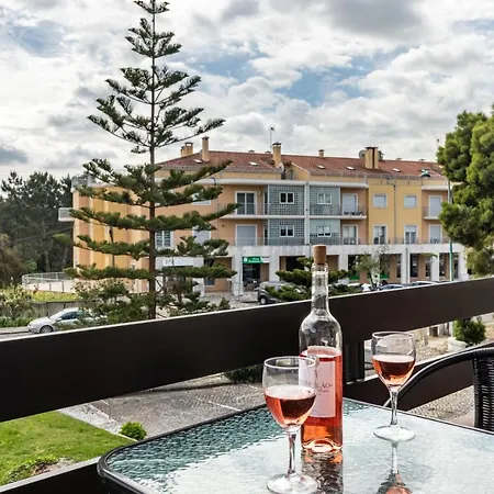 Colmeia 3* Монте-Реал