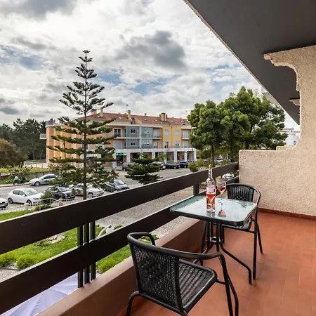 Отель Colmeia 3*