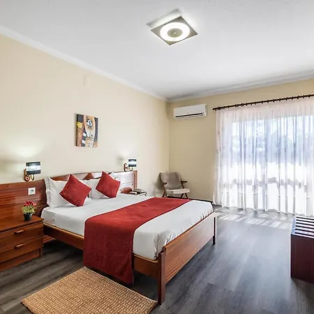 Colmeia Hotel