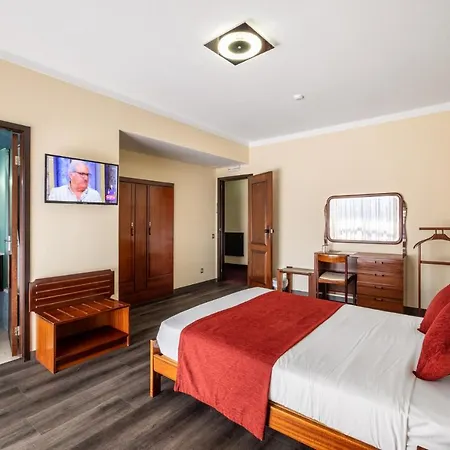 Colmeia Отель 3*