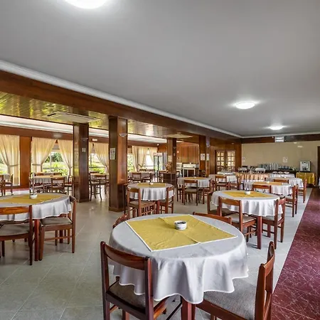 Szálloda Colmeia Monte Real