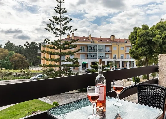 Colmeia 3* Монте-Реал