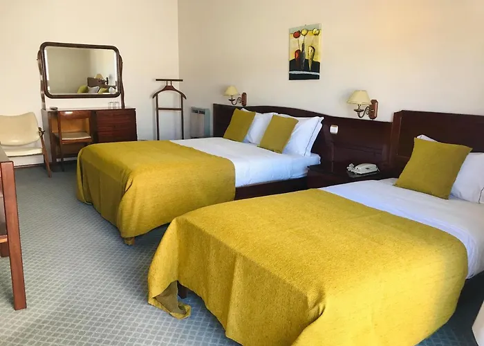 Colmeia Отель Монте-Реал