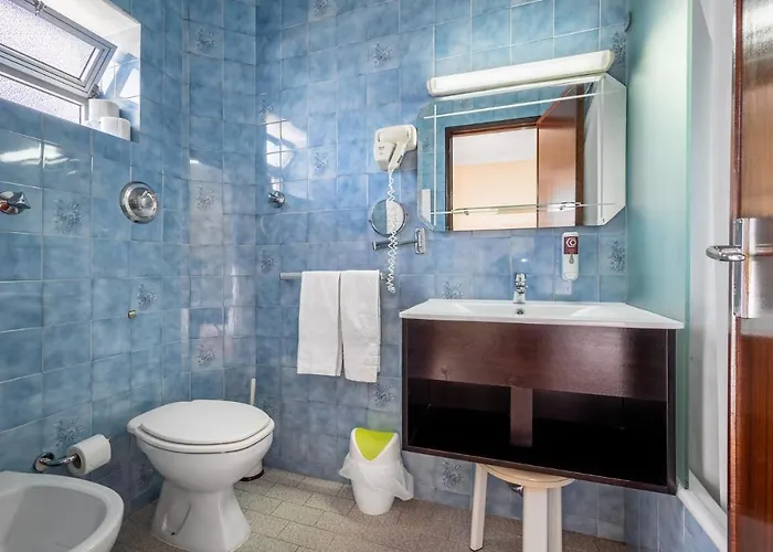 Colmeia Отель 3*