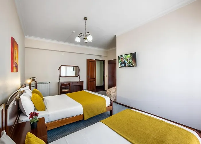 Colmeia Отель 3*