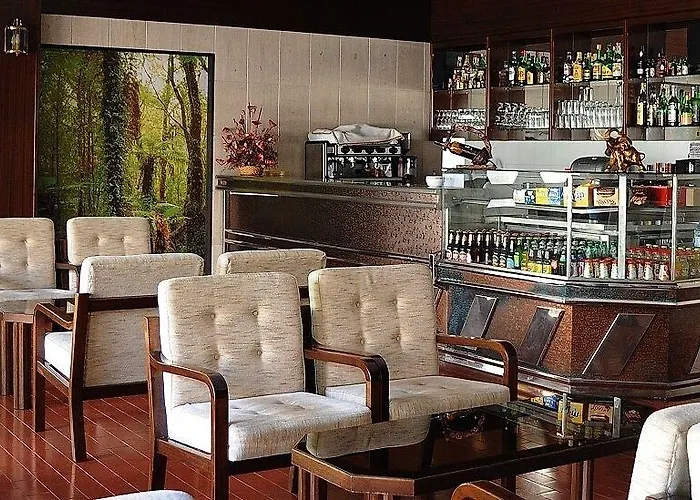 Отель Colmeia Монте-Реал